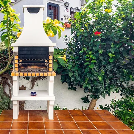 Casa Dali - Capistrano Village * Nerja